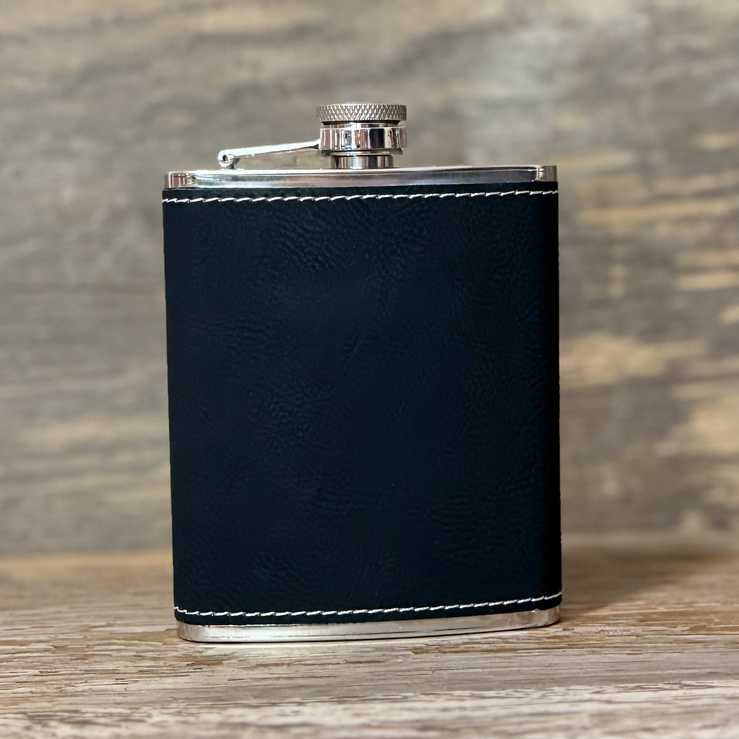 7 oz Leatherette flask engraving blank
