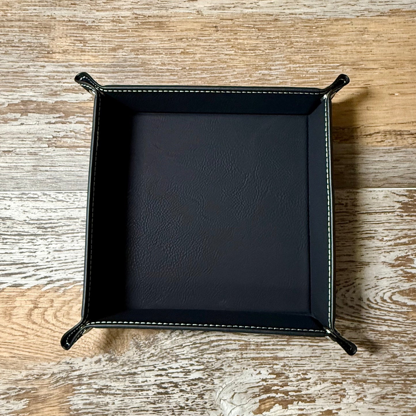 Snap-up leatherette tray engraving  and uv printing blank