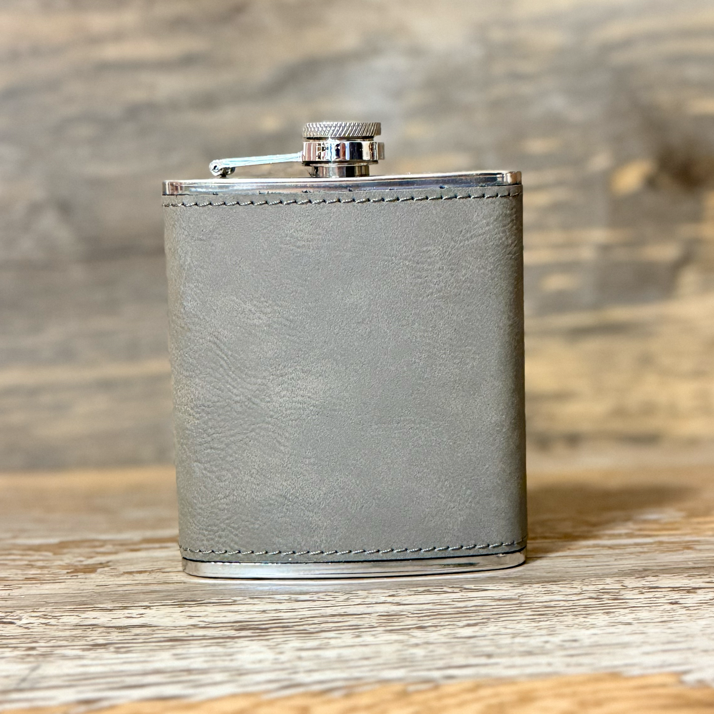 7 oz Leatherette flask engraving blank