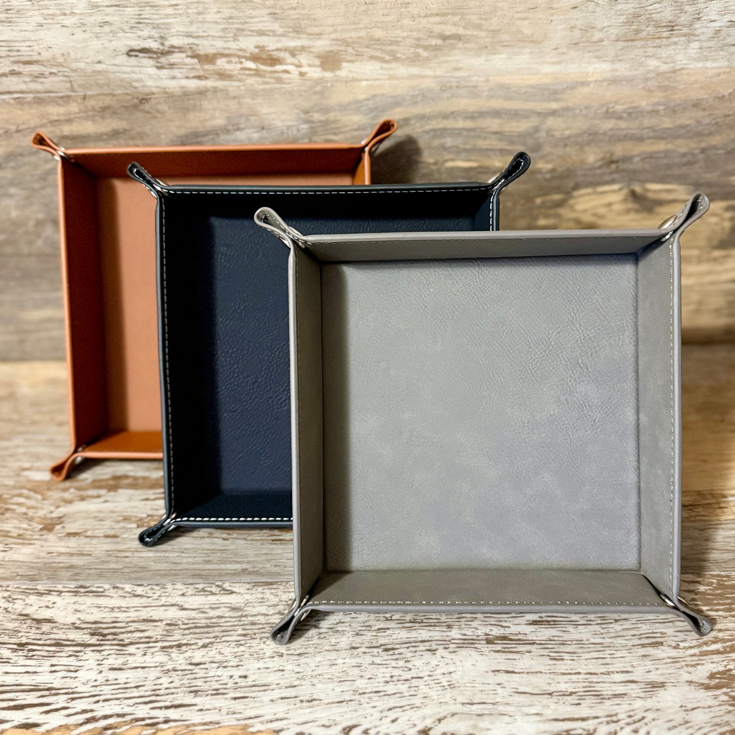 Snap-up leatherette tray engraving  and uv printing blank