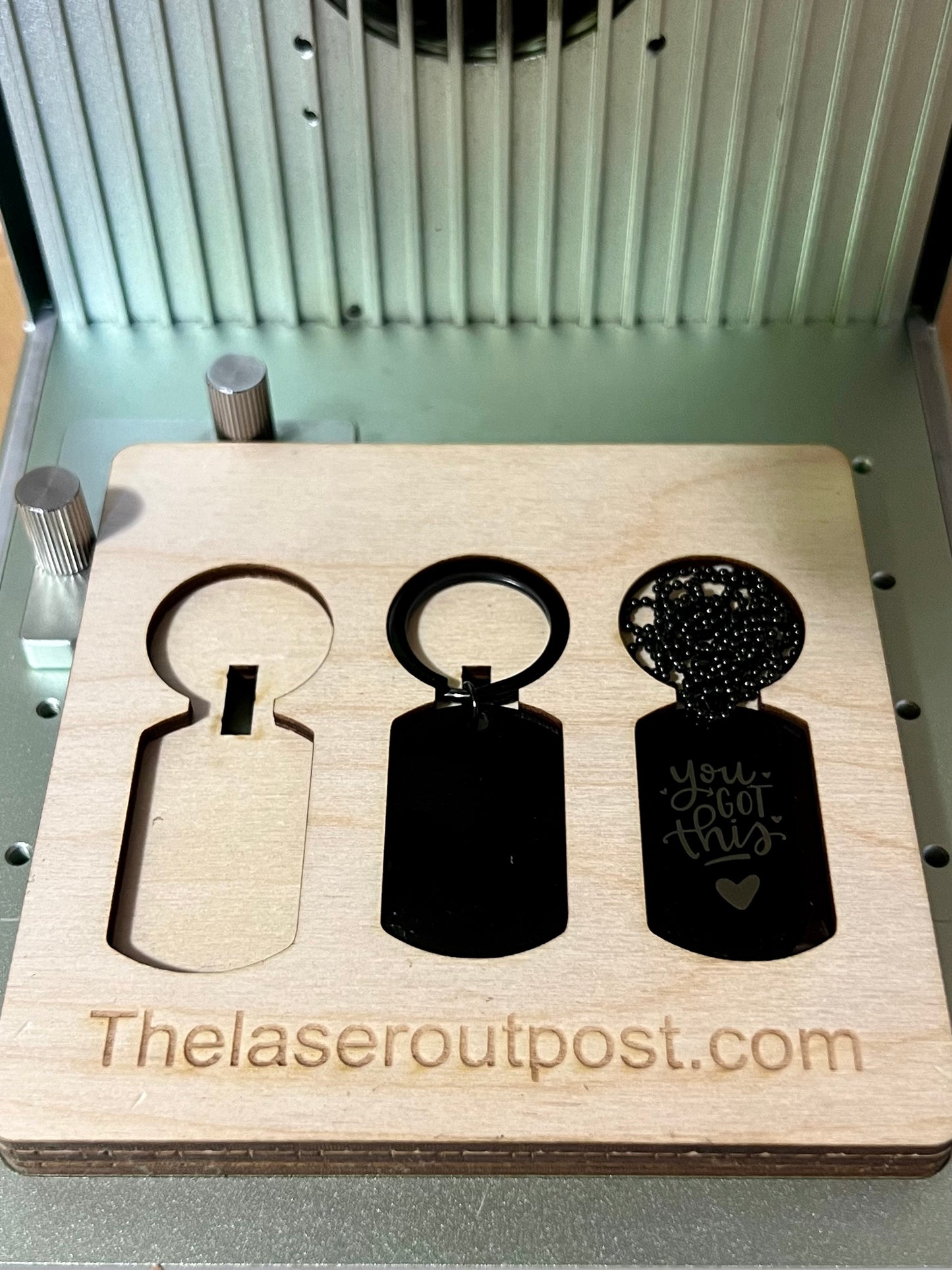 Medium size dog tag keychain/necklace jig